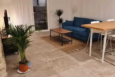 Image de Nouvelle location au coeur du village proche d Avignon