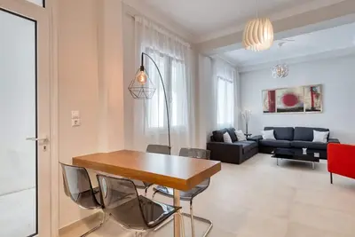 Image de Modern 2-bedroom apt, 200m from the Acropolis