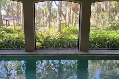 Image de Private hot tub and seasonally heated pool.