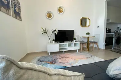 Image de beach apartment full amenities