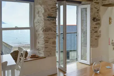 Image de 1 chambres à coucher à Gorran Haven