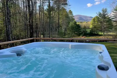 Image de Modern Cottage w/ Amazing Views & Hot Tub