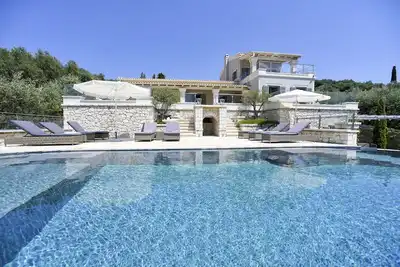 Villa Pearl - Six Chambres Villa, Couchages 12