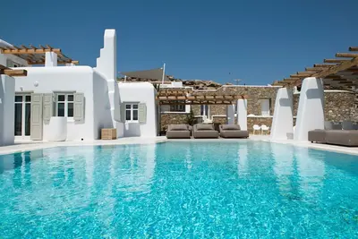 Image de Villa Peridot - Huit Chambres Villa, Couchages 16