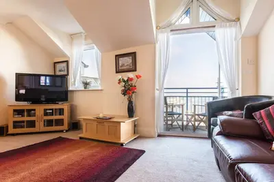 Image de 3 chambres à coucher à Brixham