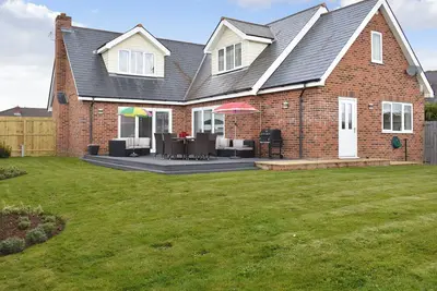 Image de 4 chambres à coucher à Newchurch, near Sandown