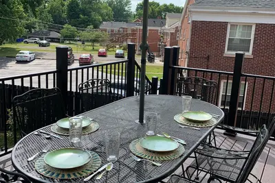 Image de Chevy Chase Space. . . well appointed; walkable to Uk, shops, restaurants, downtown