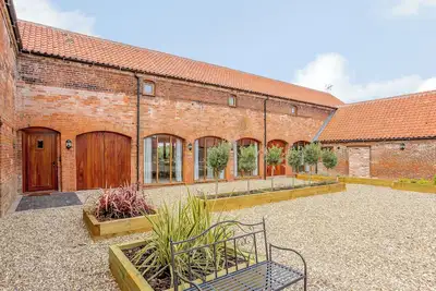 Image de 4 chambres à coucher à East Stoke, near Newark