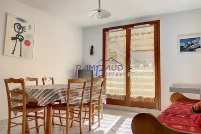 Image de 2 pièces Cabine - 6 couchages - Centre station