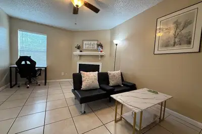 Image de Houston 2Bed 1. 5bath Medical center  Nrg downtown chinatown
