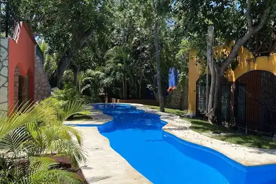 Image de Beautiful Hacienda style home located in a quiet gated community.