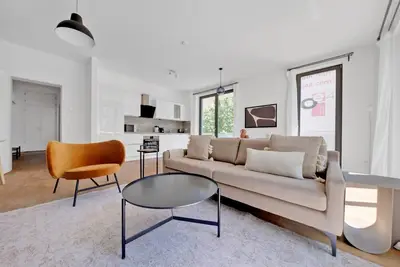 Image de Luxe Friedrichshain 2br, Central Location, by Blueground