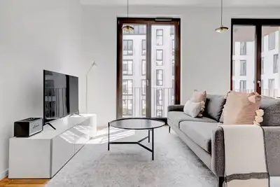 Image de Chic, Centrally Located Mitte 2br near Potsdamer Platz, by Blueground
