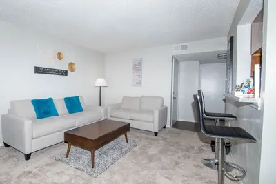 Image de Luxury Condo *5 mins from Dfw Airport*