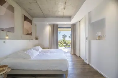 Image de Casa Loua. Plage à pied, piscine chauffée, sauna, fitness. Aperçu mer