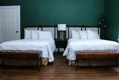 Image de The Proctor Room at the Fairhaven Inn