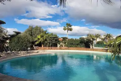 Image de Villa Carlos, Primera Linea De Mar Con Piscina Y Jardin