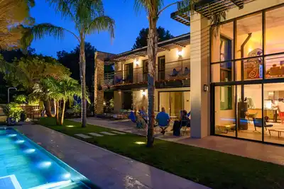 Image de Pramousquier Beach  Villa 2 minutes walk from the beach - in a private domain