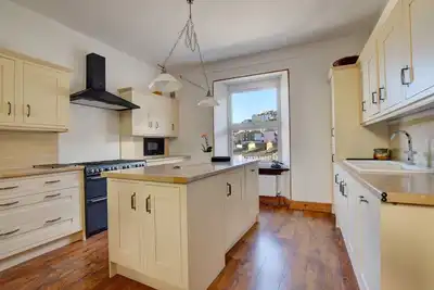 Image de Number 17 - Trois Chambres Maison, Couchages 6