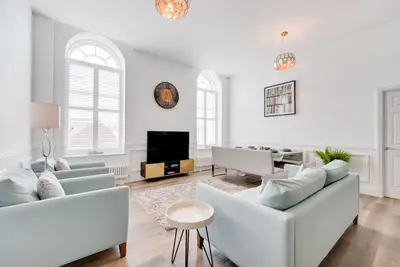 Image de 4 Burlington Place - Trois Chambres Appartement, Couchages 6