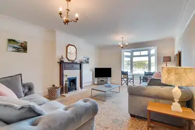 Image de Bayards Cottage - Trois Chambres Appartement, Couchages 8