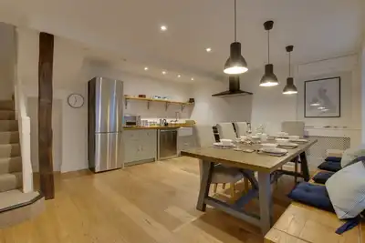 Image de Drum House - Trois Chambres Maison, Couchages 6