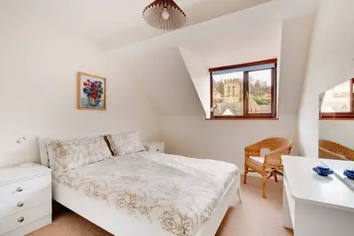 Image de Pioneer Apt No 12 - Deux Chambres Appartement, Couchages 4