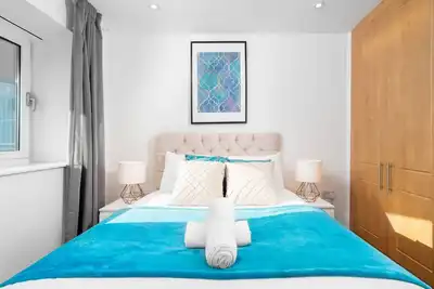 Image de Luxury Two Bed - City Centre  - Parking  -  Large Balcony