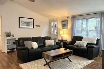 Image de Take a break at this peaceful oasis