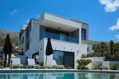Image de Stunning Split Villa | 5 Bedrooms | Villa Podstrana | Amazing Sea & City Views