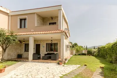 Image de Villa 300 meters from the marina Marina di Capitana