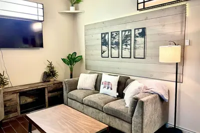 Image de ❄️ Ellie`s Getaway - 2 bed+loft in ❤️ of McCall ⛄️