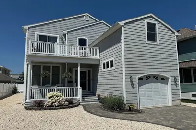 Image de 3, 600 sq ft - 6 bed / 3. 5 bath Beach Vacation Home - Great Location!