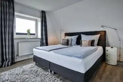 Image de Plyck-Hüs - Great vacation home with fenced garden close to the beach of