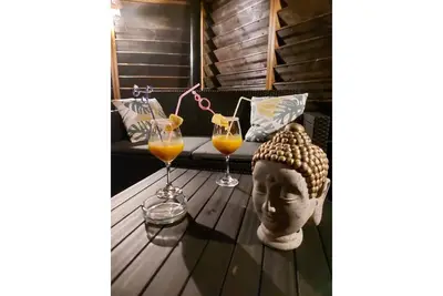 Image de Chalet Cosy Avec 2 Terrasses et Jaccuzi Privé à Ste Marie