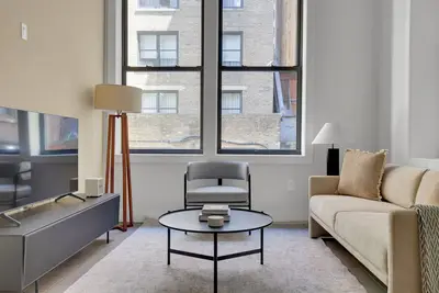 Image de Lovely Uws 1br w/ Elevator & W/D, walk to Central Park, by Blueground