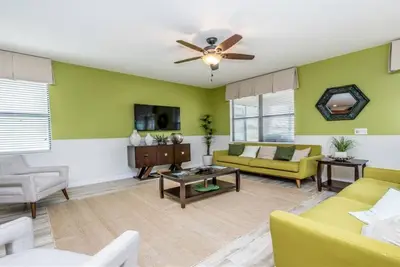 Champions Gate Resort - 9 Bed 5 Baths Villa