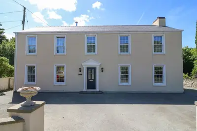 Image de Llechog, family friendly, with open fire in Cemaes Bay