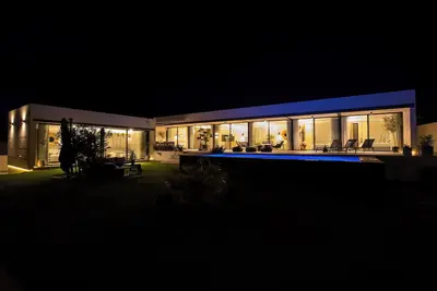 Image de Pizpireta Villa Rural. Vivienda vanguardista en plena naturaleza.