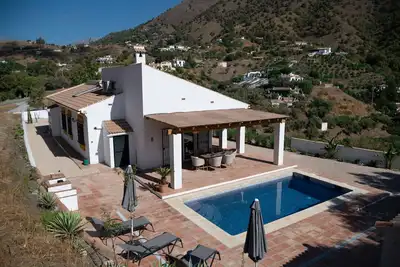 Image de Casa Calmante - Stunning 3-bedroom villa with mountain views near Competa