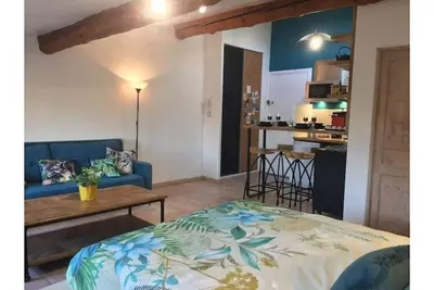 Image de The Attic of Vieux Sextier, studio in the center