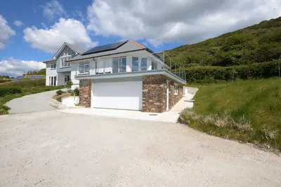 Image de Crellas Beach Apartment, Seaton, Cornwall