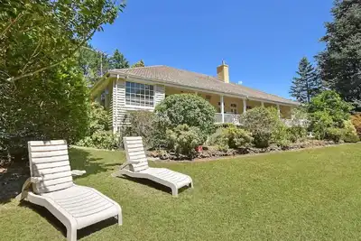 Image de Darjeeling in Leura. . .