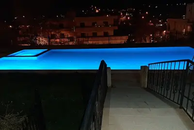 Image de Villa avec piscine privee 15x6 m, t