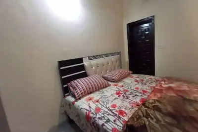 Image de New 5br Family House at Prime Location of Lahore