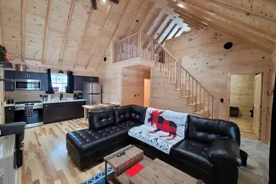 Image de Luxury custom built cabin in the Switzerland of Maine (Jackman)