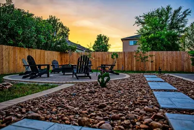 Image de Ne Sa Retreat | Fire Pit • Patio • Family Fun