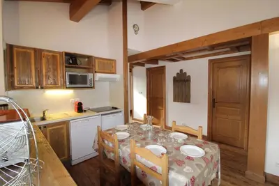 Image de 2ème étage, balcon, télévision, casier à ski, 50m², Aussois