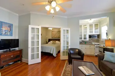 Image de Luxury Suite Queen Room 9 At Old Colorado Inn