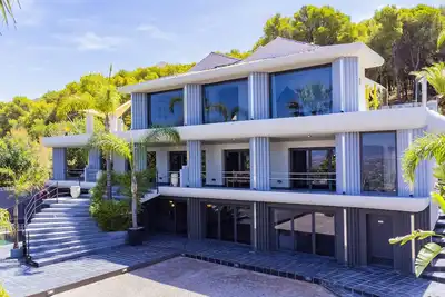 Image de Cubo's Villa Le Corbusier / villa de luxe / piscine privée / bain turc / piscine intérieure chauffée / climatisation / Wi-Fi gratuit